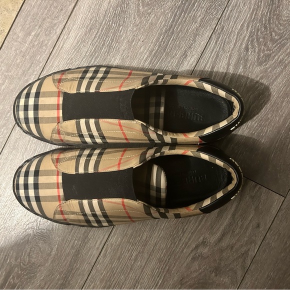 There used in decent condition just looking to get rid of them quick!!! - Picture 2 of 4